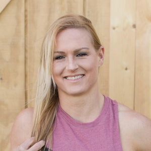 Meet your Posher, Genna